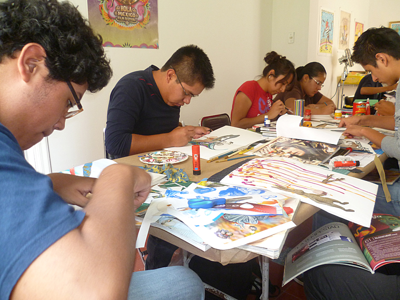 Mesoaméricana. El primer taller impartido en el laboratorio.